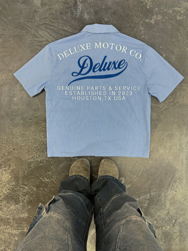 Chemise à manches courtes d'été pour hommes avec imprimé slogan à rayures casual